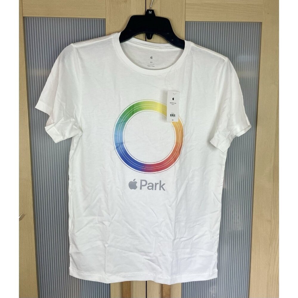 Apple Park Infinite Loop T-shirt Sz XS Exclusive Collectors Casual NEW Unisex